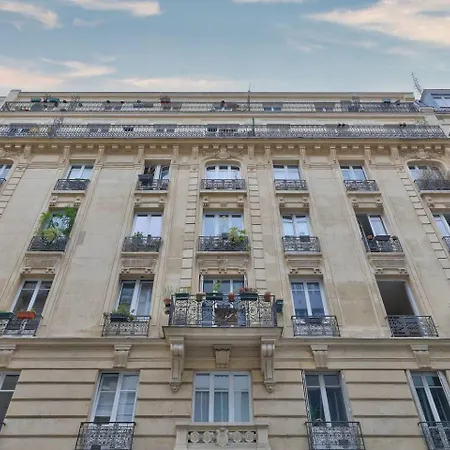 Stunning Parisian 1br Flat Near Sacre-coeur Apartment